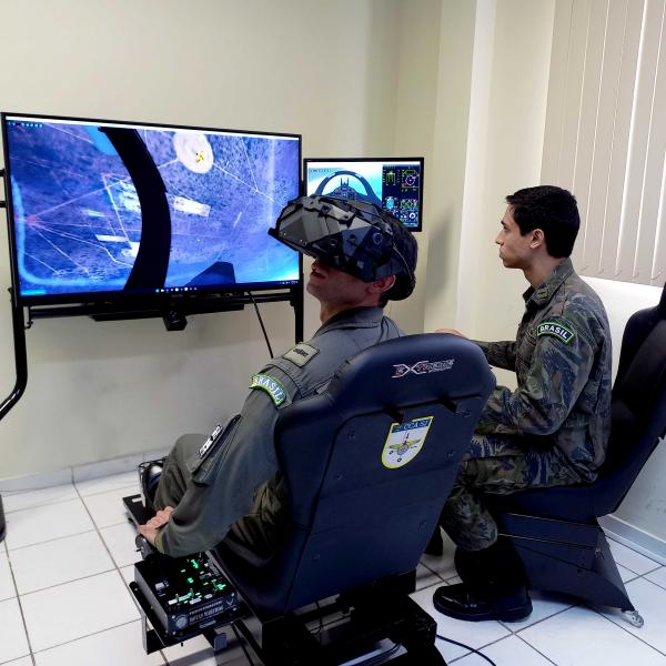 Brazilian Air Force pilot training with Vrgineers equipment